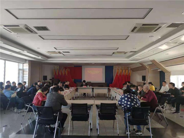 青島市北區(qū)各街道迅速貫徹落實(shí)迎接國(guó)家衛(wèi)生城市復(fù)審