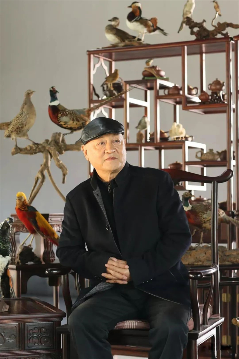 房新泉中國(guó)畫(huà)暨金坪朝鮮油畫(huà)作品品鑒會(huì)山東臨沂1月17日成功舉辦